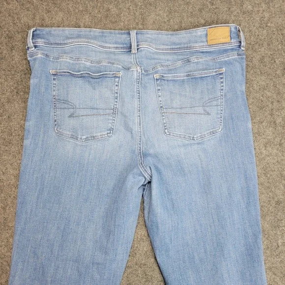 American Eagle Outfitters Light Blue Boot Cut Jeans - Picture 5 of 11